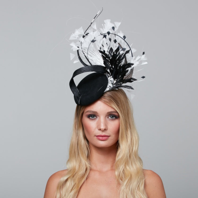 Apache|Monochrome|Bespoke
