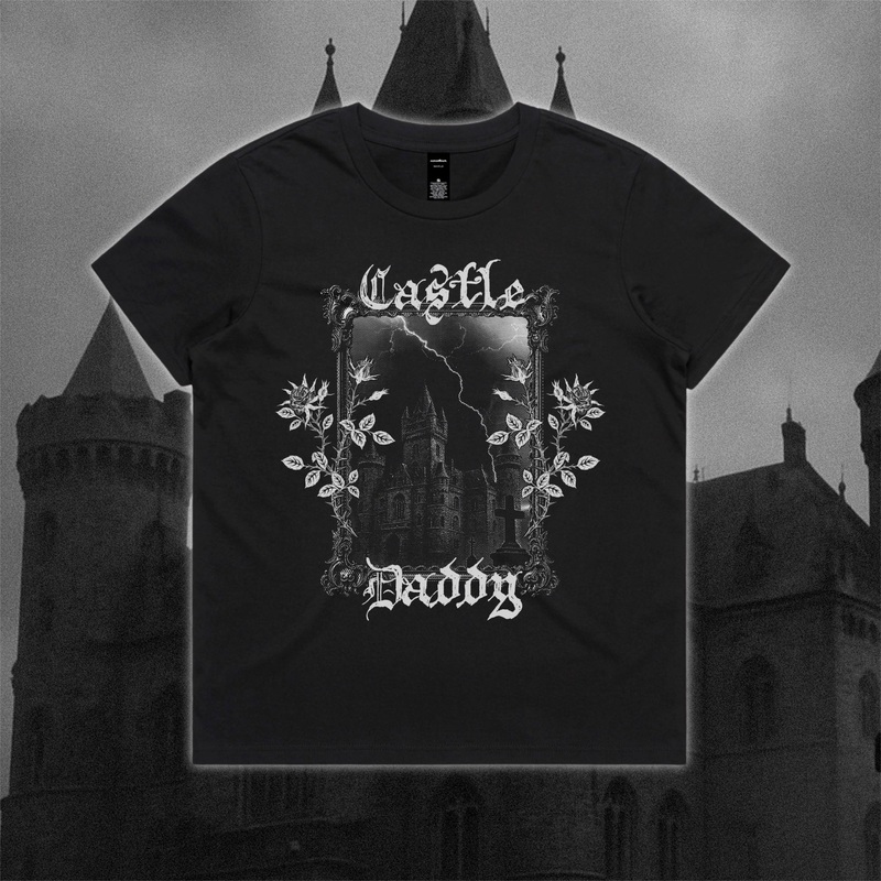 Castle Daddy Mid Length Tee|XS|S|M|L|XL|2XL