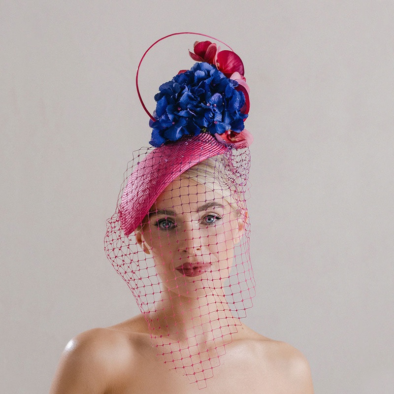 Carousel with Veiling|Fuchsia / Purple - with veiling|Bespoke