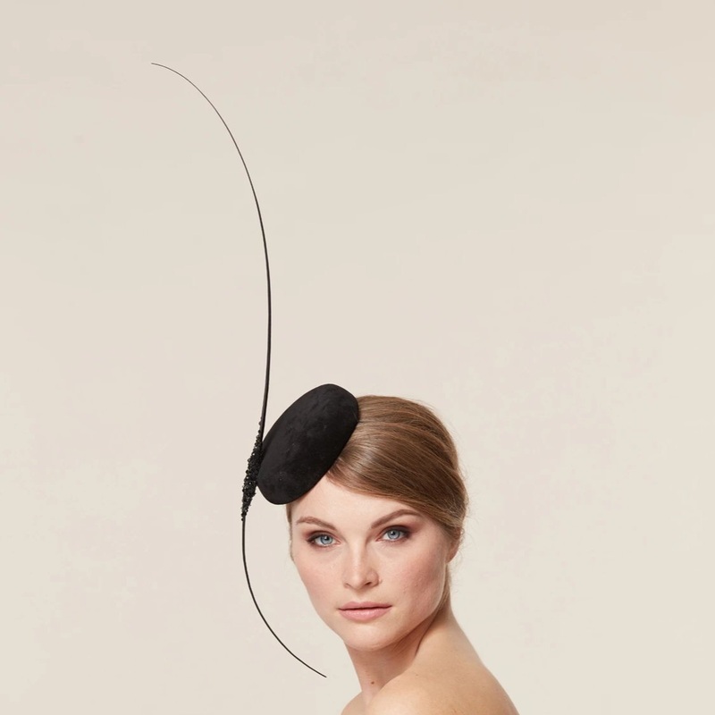 Earheart - Black|Black|Bespoke|Red