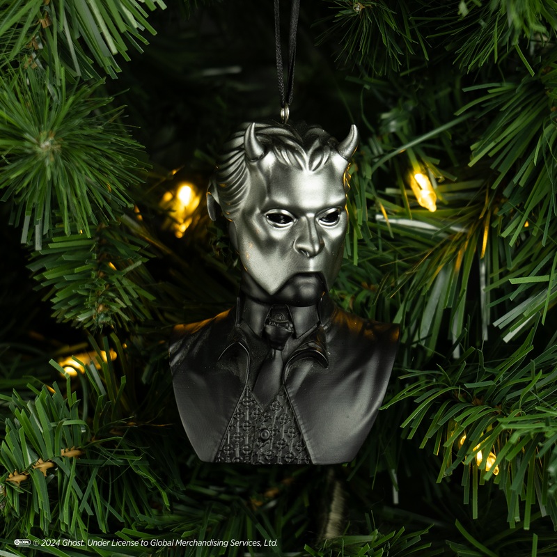 Holiday Horrors - Ghost - Nameless Ghoul Ornament