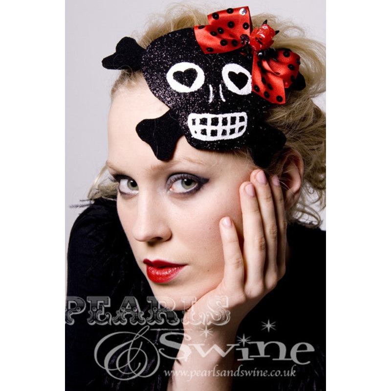 Black Glitter Skull Fascinator Predator