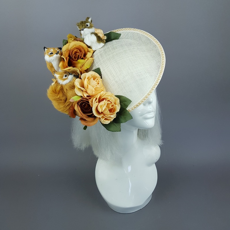 Dosque Ivory Pearl Floral Hat with Woodland Animals