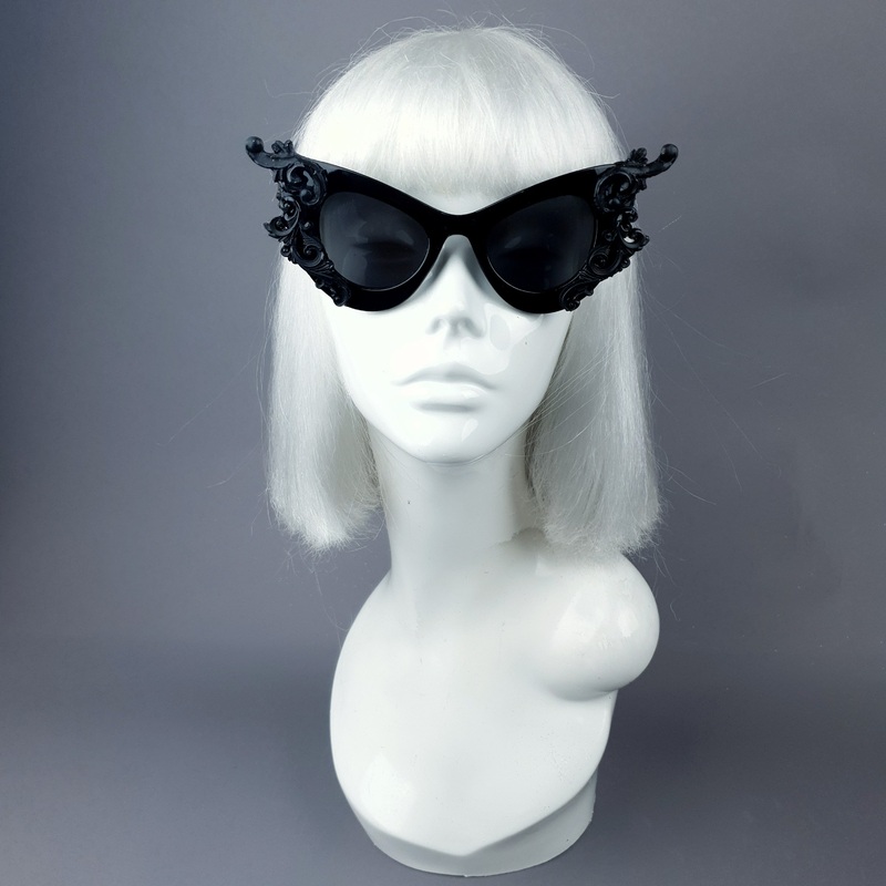 Gothique Black Filigree Catseye Sunglasses