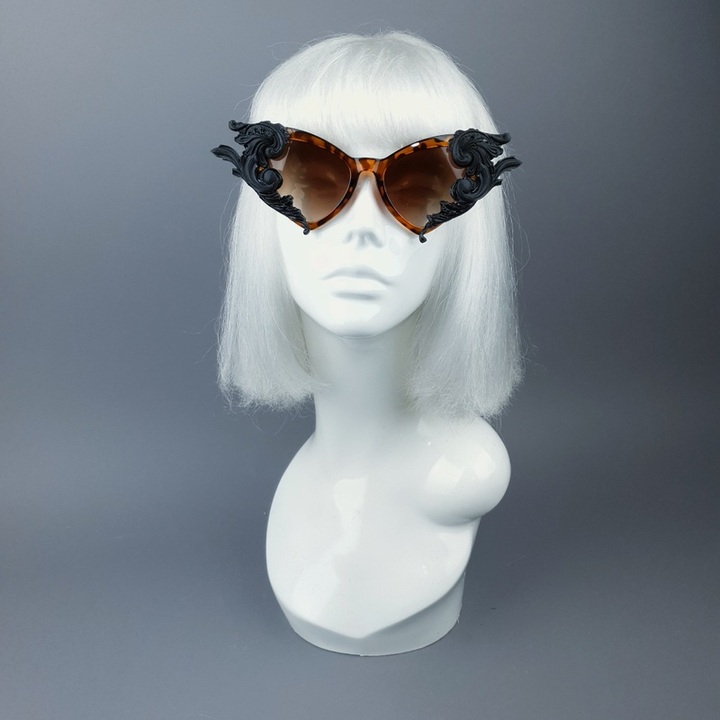 Tantatris Black & Tortoiseshell Filigree Catseye Sunglasses