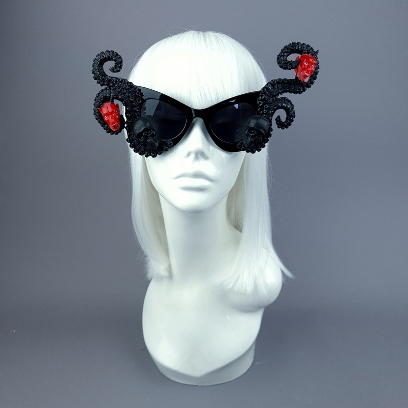 Undead Devil Skull Black Kraken Tentacles Sunglasses
