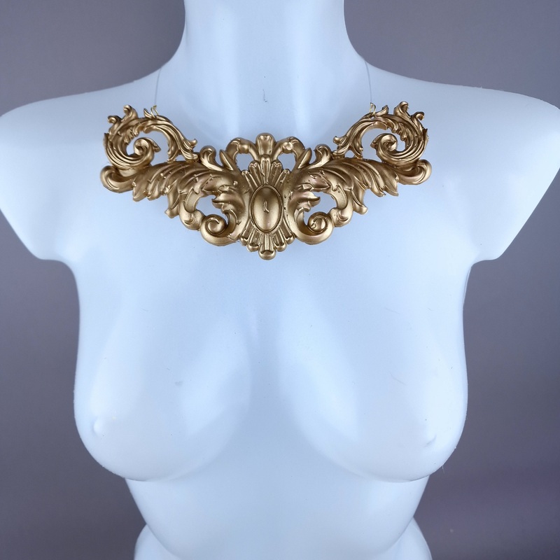 Tapio Gold Filigree Necklace