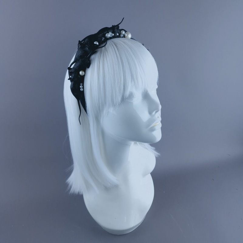 Doon Black Rats & Pearls Headdress