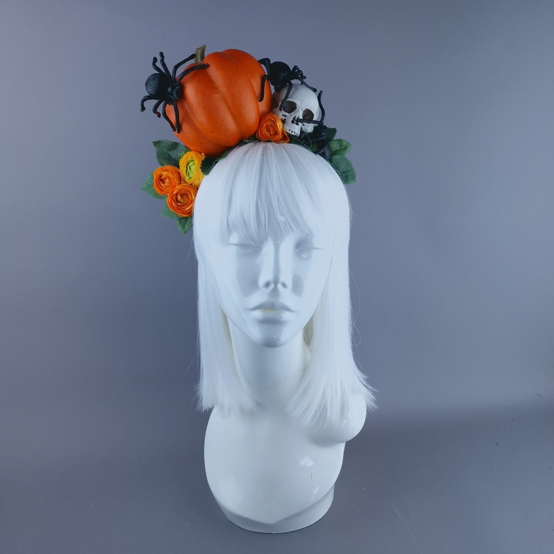 Morvin Pumpkin, Skull & Spider Headdress