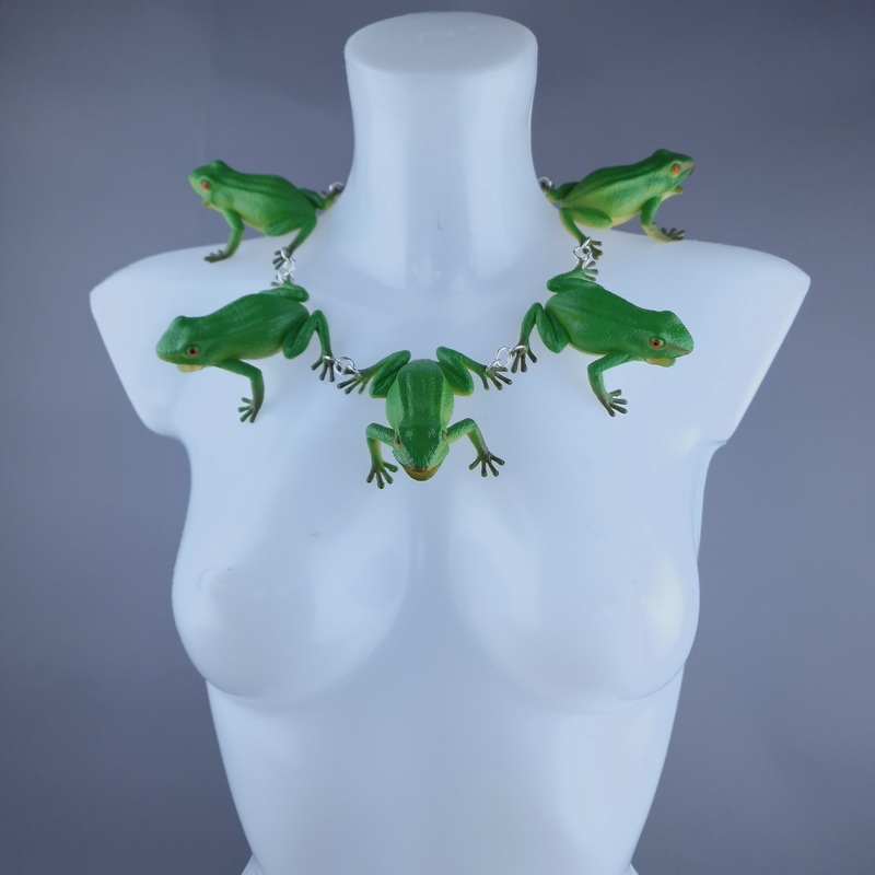 Ribbit Large Green Frog Neckpiece