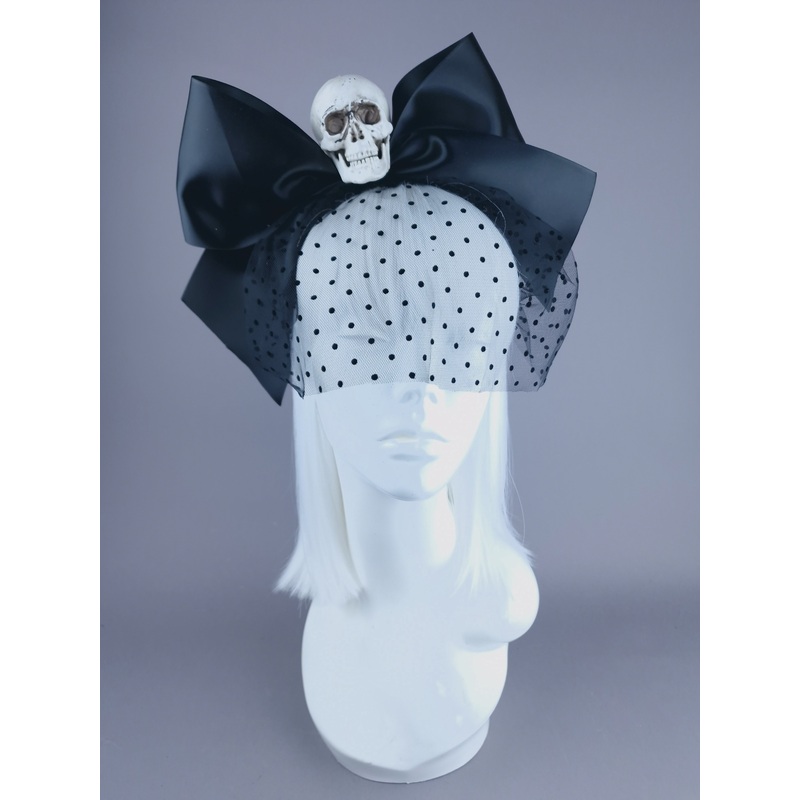 Dead Cute Skull & Bow Veil Headdress