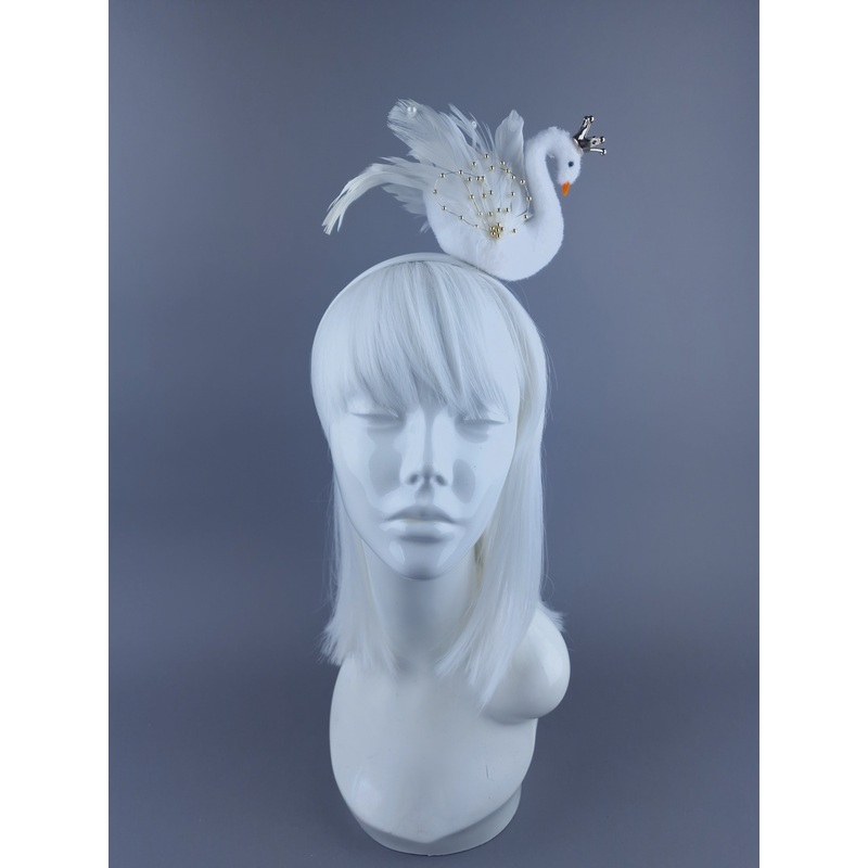 Song Swan with Llittle Crown Headpiece
