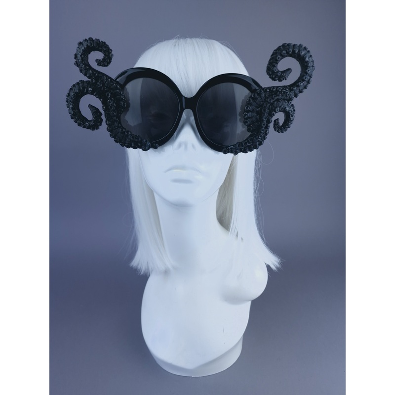 Tako Black Octopus Kraken Tentacle Sunglasses