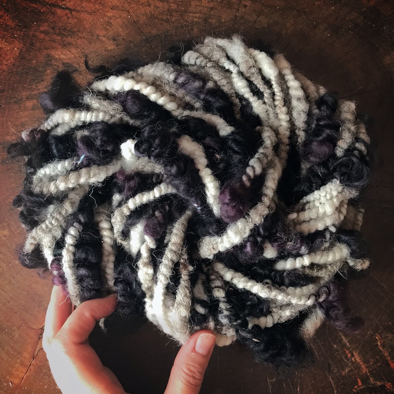 Grey black hand spun yarn 100g 15y