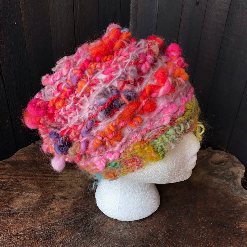 Orange chunky knitted hat | Bonnet orange tricot en laine file main|18-23