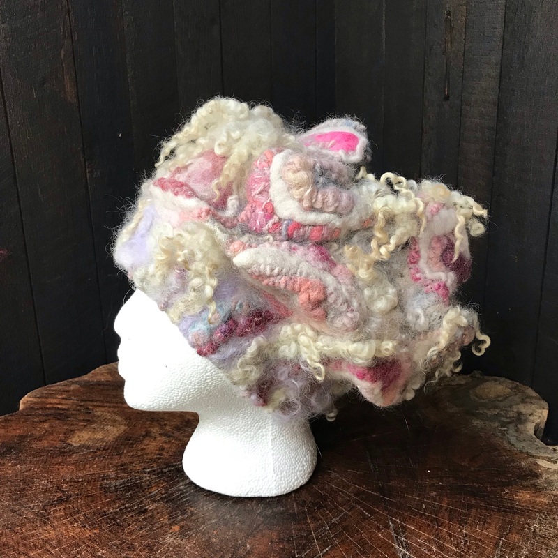 Grey  felted hat size 23| Chapeau gris en feutre Taille 23
