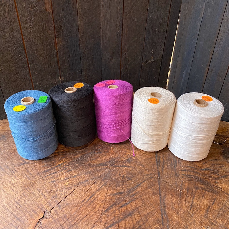 Weaving cotton thread for Mel