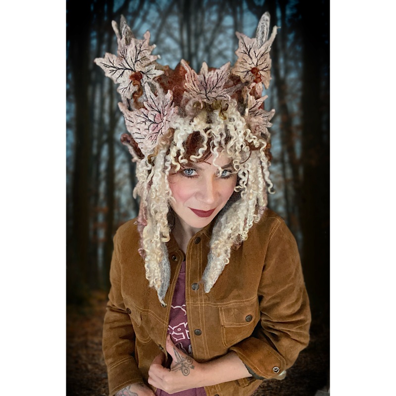 Lesprit des bois felted hood size 23 STOCK