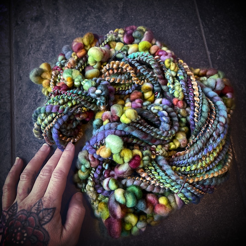 Golden teal - bubbly art yarn|100 grams or 3.5 oz