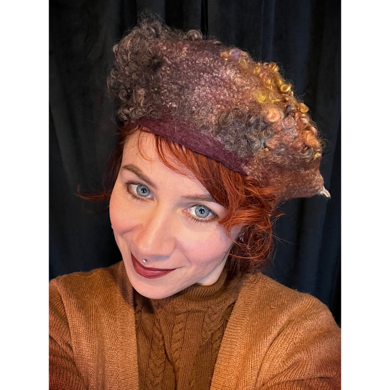 Merino silk beret 21 1/4