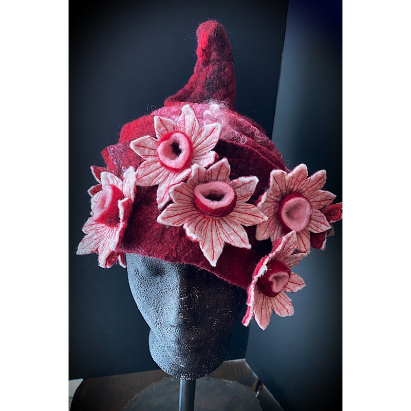 Winter is blooming - Felted hat 24 medium large