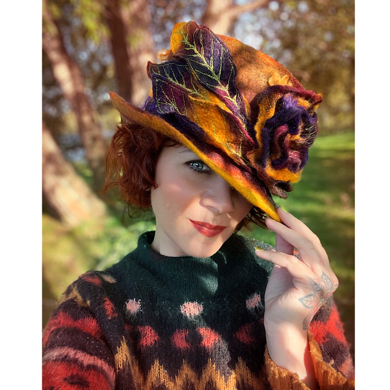 Felted top hat with rose - 23