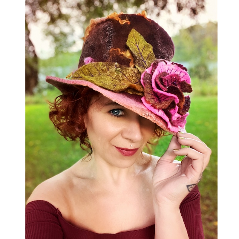 Felted top hat with rose - 24
