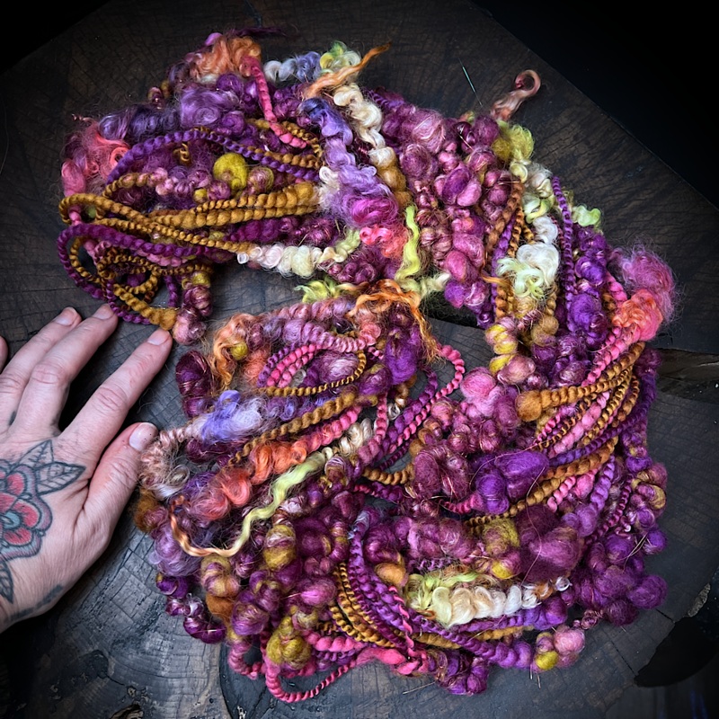 Figs and honey art yarn|100 grams or 3.5 oz|90 grams or 3.1 oz