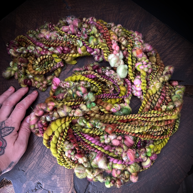 Prairie roses art yarn|100 grams or 3.5 oz|80 grams or 2.8 oz