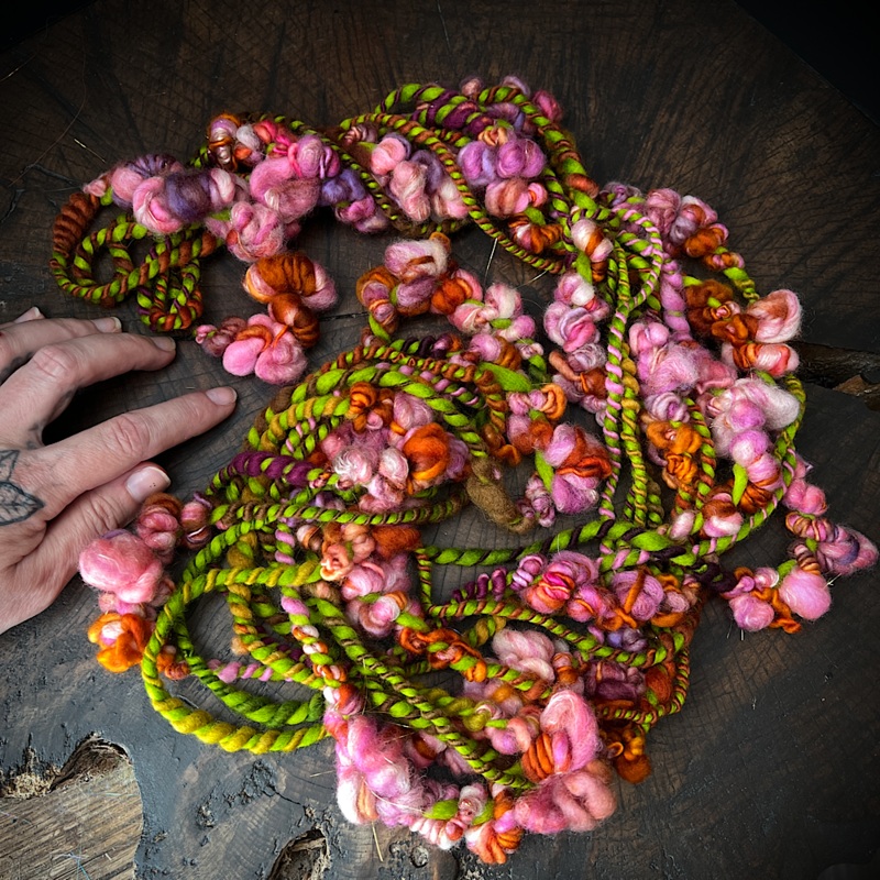 Roses embrace weaving art yarn