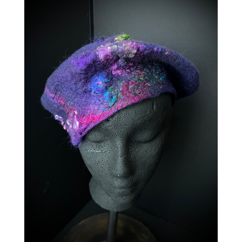 Felted beret size 22 small