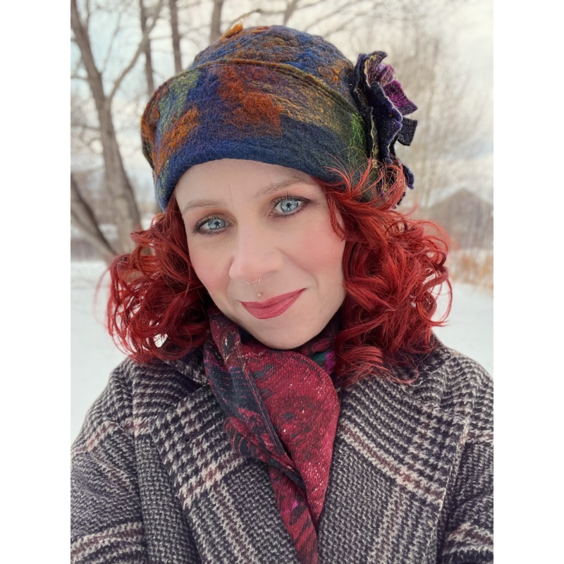 Felted hat size 22 small