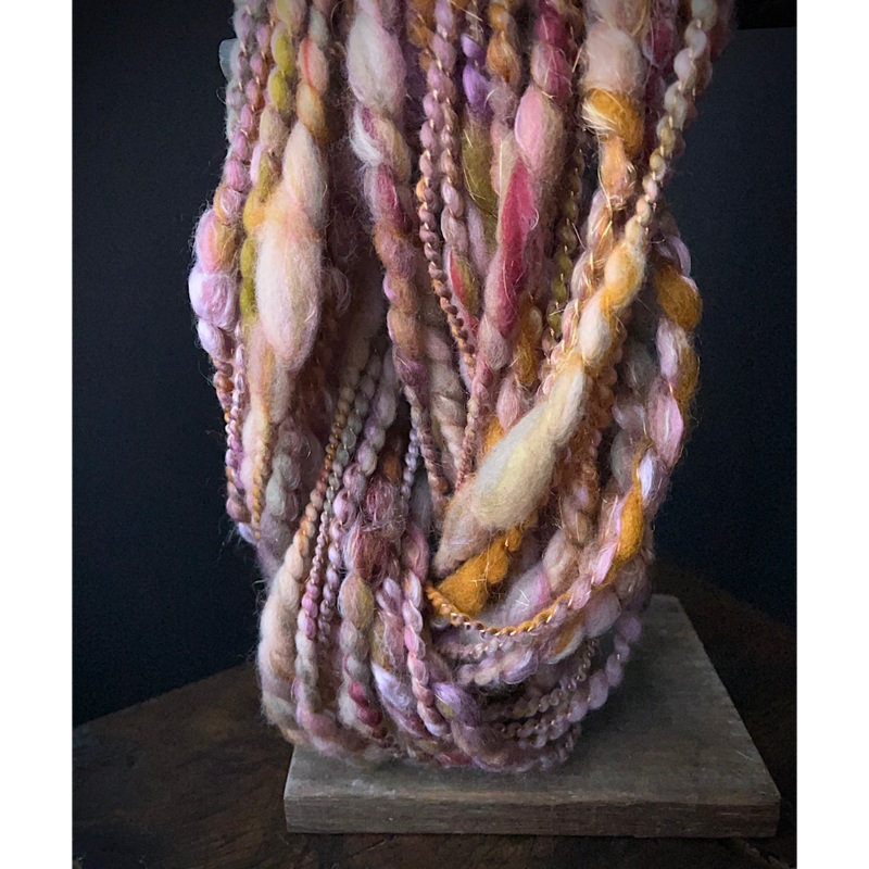 Golden rose art yarn|1.7 oz|1.5 oz