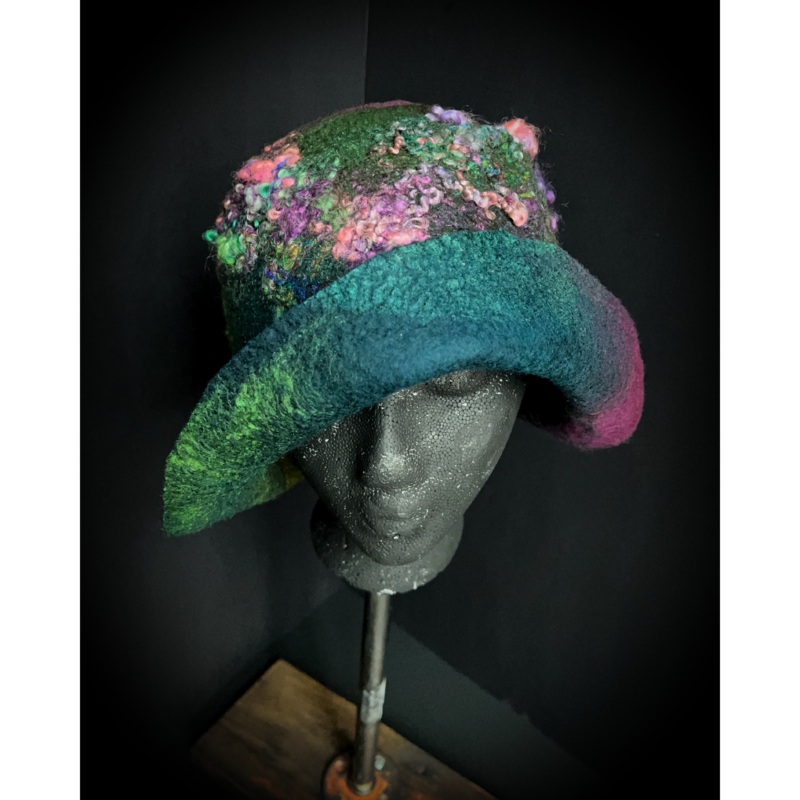 Non refundable custom fee for / Flapper hat
