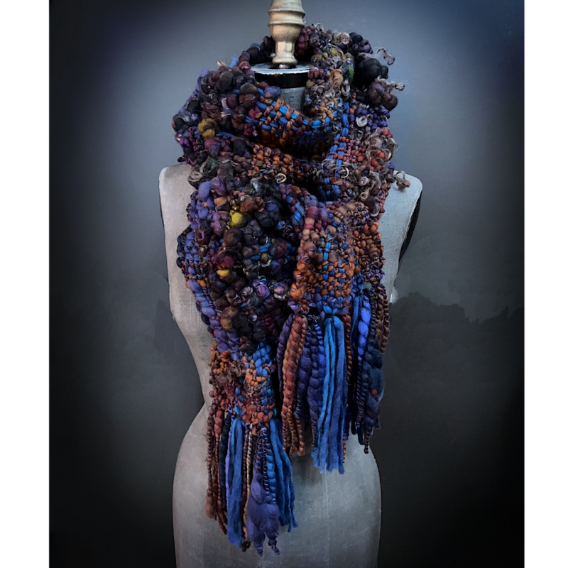 Woven scarf 94 X 8