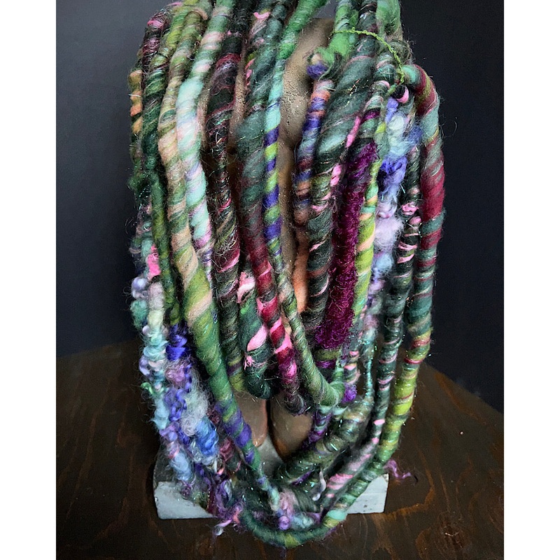Art yarn for weaving or knitting