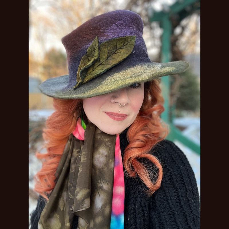 Felted top hat with leaves 23 1/2 medium