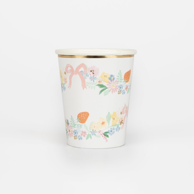 Elegant Floral Cups (x 8)